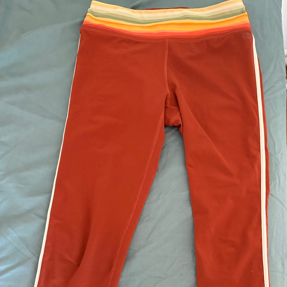 Vaporcool yoga/pilates leggings, size Small